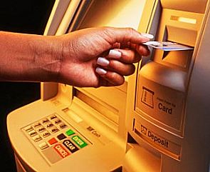 أجهزة الصرف الآلي مهددة بالاختراق