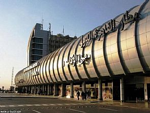 مصر: احباط تهريب أسود إلى السعودية