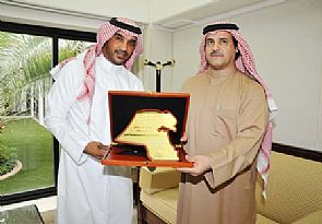 النائب اللغيصم يستقبل الشمري بمناسبة اعتزاله