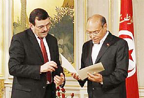 استقالة رئيس وزراء تونس