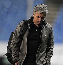 رونالدو كان وراء رحيل مورينيو..