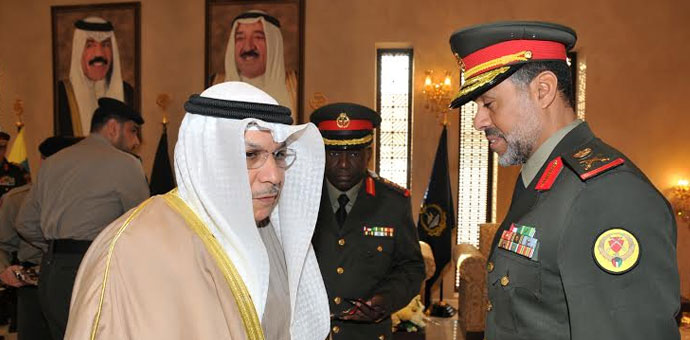 الدفاع: تقليد عدد من كبار القيادات والضباط رتبة لواء