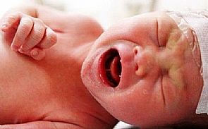 رضيع صينى يعود من (الموت) قبل حرقه