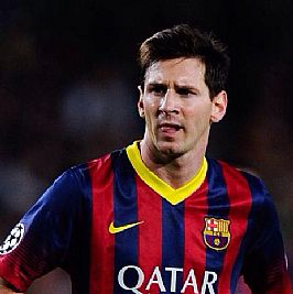 نائب رئيس برشلونة يعتذر لميسي