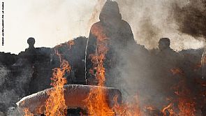 طفل ينقذ 6 اشخاص ويموت حرقاً