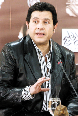 انتحال شخصية هاني شاكر