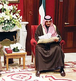 الخالد يتسلم رسالة خطية من نظيره السعودي