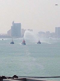 عرض بحري احتفالاً بالاعياد الوطنية