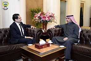 الغانم استقبل سفراء تونس وإيطاليا