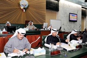 البلدي: إلغاء قرار تفويض الجهاز التنفيذي بزحزحة ونقل المواقع