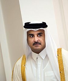 امير قطر يصل الى البلاد