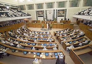 قويعان : مع التجنيس العادل ولا نقبل الفوضى ، والشايع : قرار سيادي