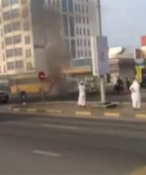 فيديو: نجاة 34 طفلاً وطفلة من احتراق حافلة مدرسة بالفجيرة