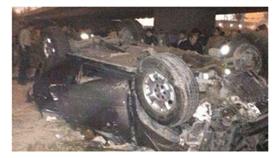 بالصور، سقوط سيارة من فوق كوبري بالرياض يودي بحياة سيدة سعودية وسائقها وإصابة 7