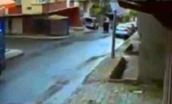 فيديو: شاهد لحظة قتل الممثل التركي «مراد علمدار» نجم «وادي الذئاب»