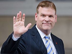 وزير خارجية كندا يجري محادثات بسلطنة عمان