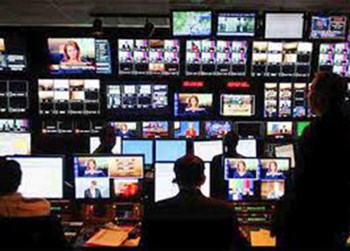مصر تعتزم إغلاق 56 قناة فضائية
