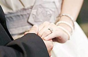 السجن والجلد لخطّابة “مسيار” اعتادت تنظيم لقاءات غير شرعية بمنزلها