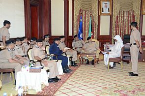 الفهد يلتقي المواطنين لحل مشاكلهم