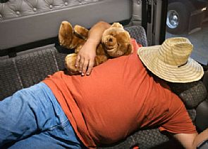 اعتقال لص نام على كرسي ضحيته