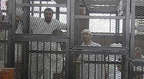 أحكام جديدة في مصر:القضاء يأمر بسجن 126 مؤيدا لـ ‘مرسي’ 10 سنوات