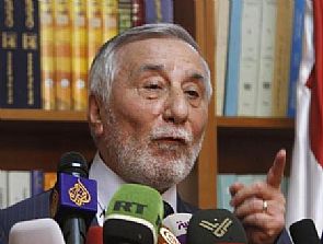 الاردن تطرد السفير السوري بسبب اساءاته و سوريا ترد : منع القائم بالأعمال الأردني من دخول أراضيها
