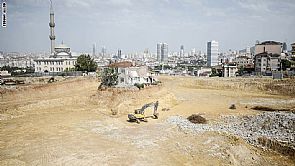 شركة عقارات حولت منزل تركي الى جزيرة