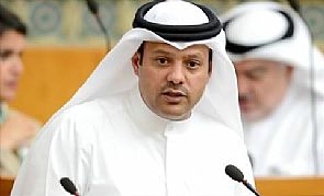 الكندري يشيد بجهود وزير الصحة