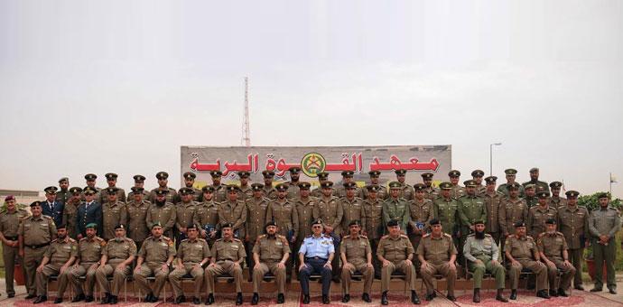 الدفاع: تخريج الدورة التقدمية البرية المشتركة الـ 35 للضباط