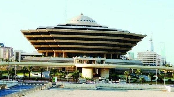 السعودية تطبق عقوبات “حزب الله” بسحب ترخيص من مستثمر