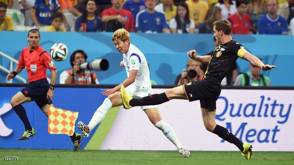 بلجيكا تتخطى كوريا الجنوبية بـ 10 لاعبين