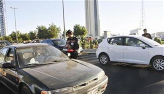 تجمهر امام مرور العاصمة من مواطنين ومقيمين..بحثا عن رخص مفقودة