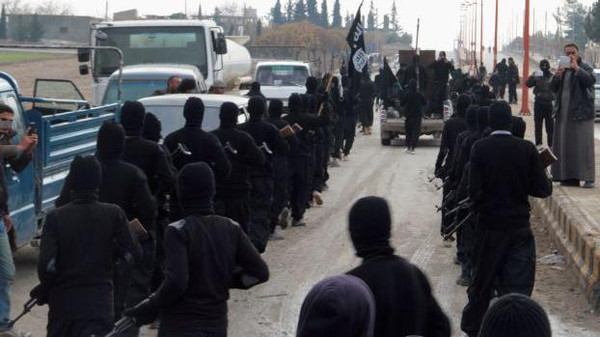 تواصل الاشتباكات بين الأمن و”داعش” في جامعة الأنبار