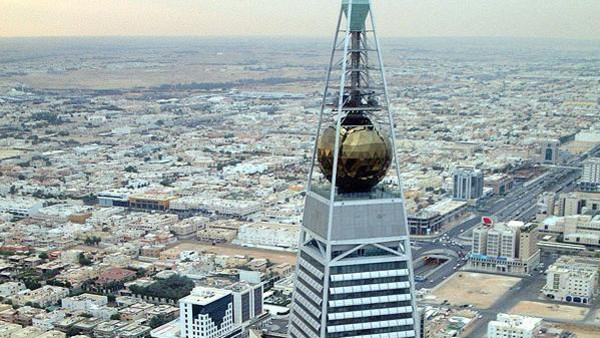 سكان الرياض يشاهدون مباريات كأس العالم بـ”المجان”