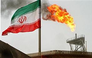 ايران تقول انها جاهزة لزيادة انتاجها النفطي
