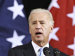 جو بايدن يناقش الاوضاع مع الرئيس الاوكراني