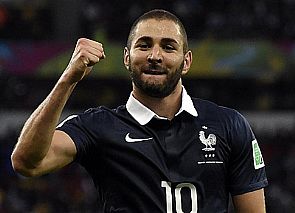 بنزيمه: لا يجب تقييم مستواي بناءً على حصيلة الأهداف فقط