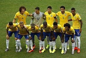 البطء مصدر قلق للبرازيل في كأس العالم