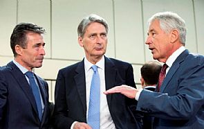 وزيرالدفاع البريطاني من الإمارات: ملتزمون أمن الخليج