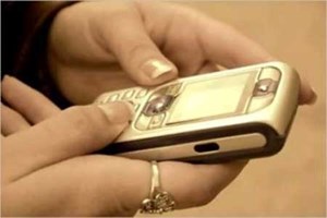 الغيرة تدفع زوجة للابلاغ عن زوجها