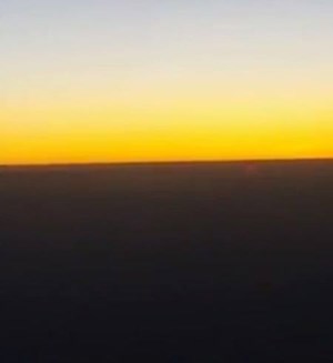 فيديو: تصوير جوي للشمس صبيحة الجمعة يرجح أن تكون “ليلة القدر”