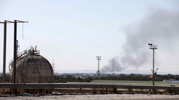 مقتل 23 عاملا مصريا في سقوط صاروخ على مسكنهم بليبيا