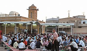 الأوقاف: قدمنا 120 وجبة في 22 مسجداً منذ بداية رمضان
