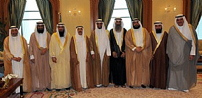 سمو الأمير مستقبلاً مشايخ ودعاة :الصيحة كلها على الصوت الواحد ، والبلد مافيها ظلم ولا جائع ولا نايم بالشارع