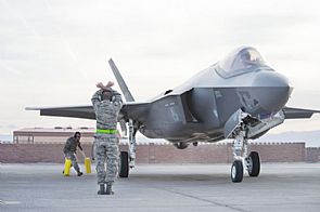 الولايات المتحدة تمنع مقاتلات اف 35 من الطيران
