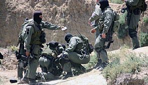 الجيش التونسي يهاجم مواقع لمسلحين