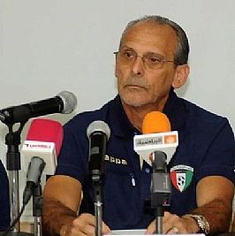 فييرا يفتح النار على اتحاد القدم: لا نظام ولا انضباط ، ولست سعيداً هنا