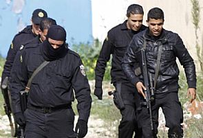 قوات الأمن التونسية تقتل فتاتين غربي البلاد