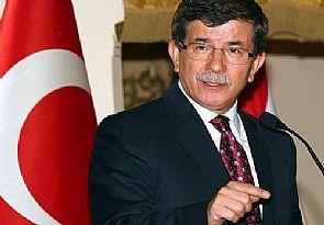 داود أوغلو يقدم تشكيلة حكومته الجديدة الى اردوغان