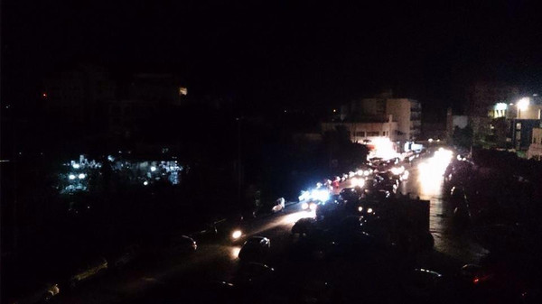 انقطاع شامل للكهرباء في معظم أنحاء العاصمة الليبية